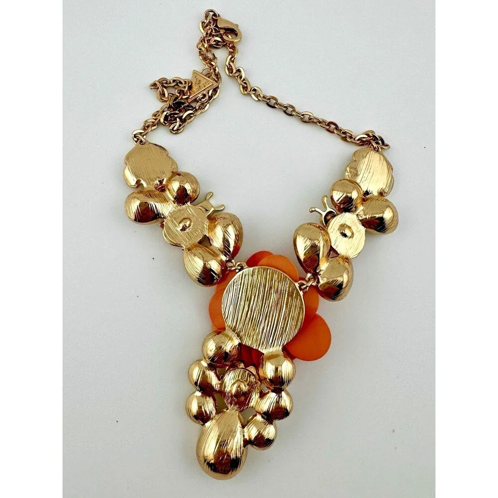 GUESS Statement Necklace Y2K Bee Orange Flower Rhinestone Gold Tone Floral